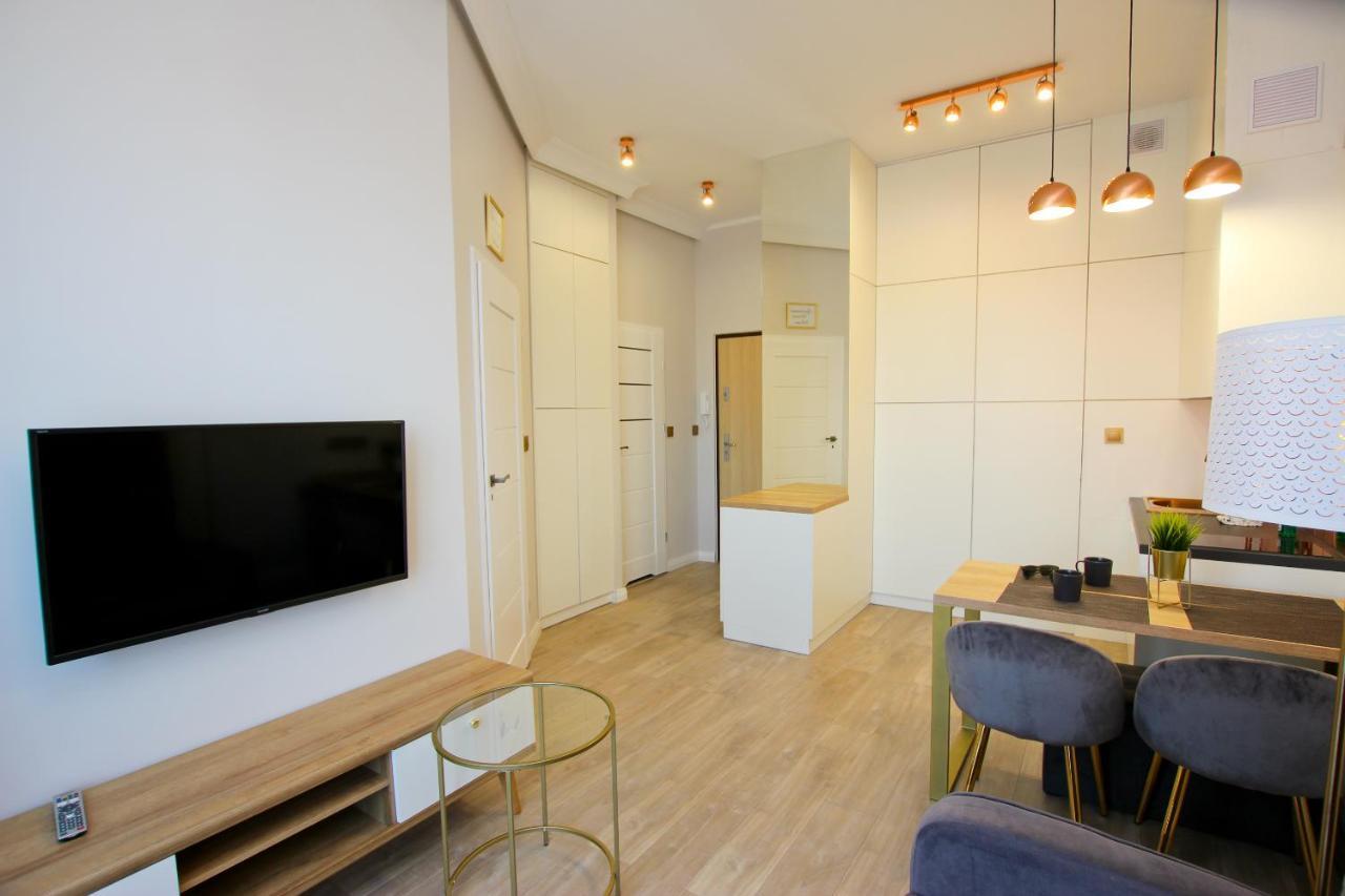 visit baltic - Platan Tower Victoria Apartment Swinoujscie Bagian luar foto